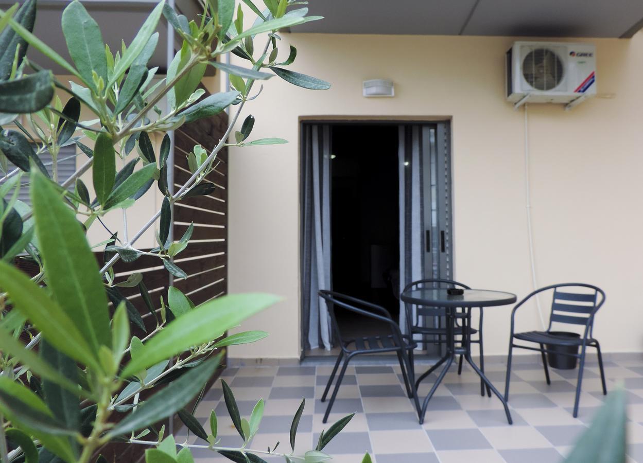 Saffroni Inn ปาราเลียกาเตอรีนิส ภายนอก รูปภาพ